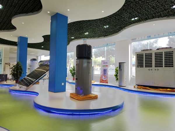 聚陽空氣能,太空能,低溫熱水機組,低溫采暖熱水機組