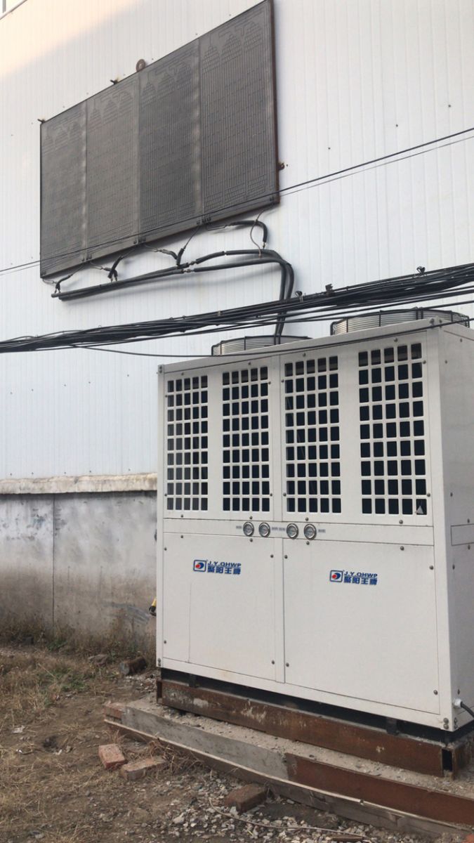 中鐵局 聚陽 光伏板+空氣能采暖