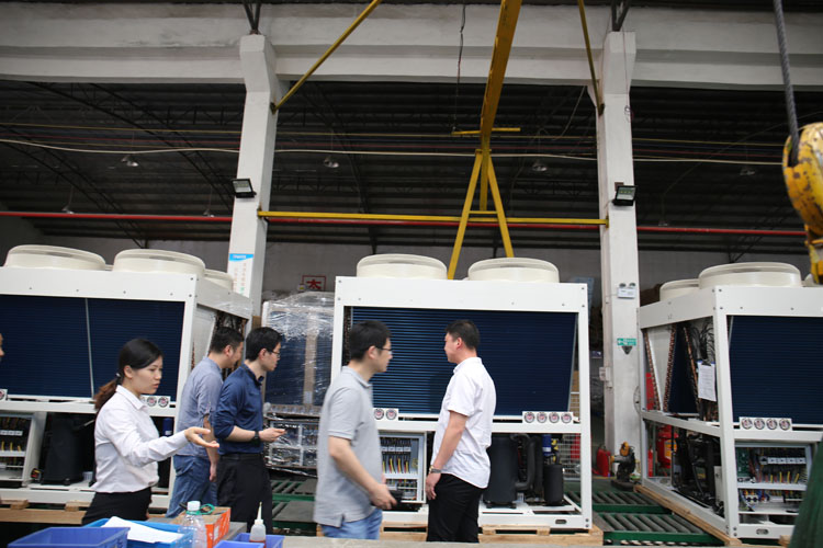 新希望集團考察聚陽公司