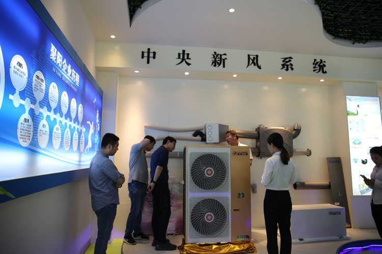 新希望集團考察聚陽公司